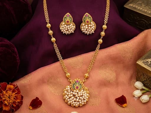 Elegant Gold Imitation Jewellery