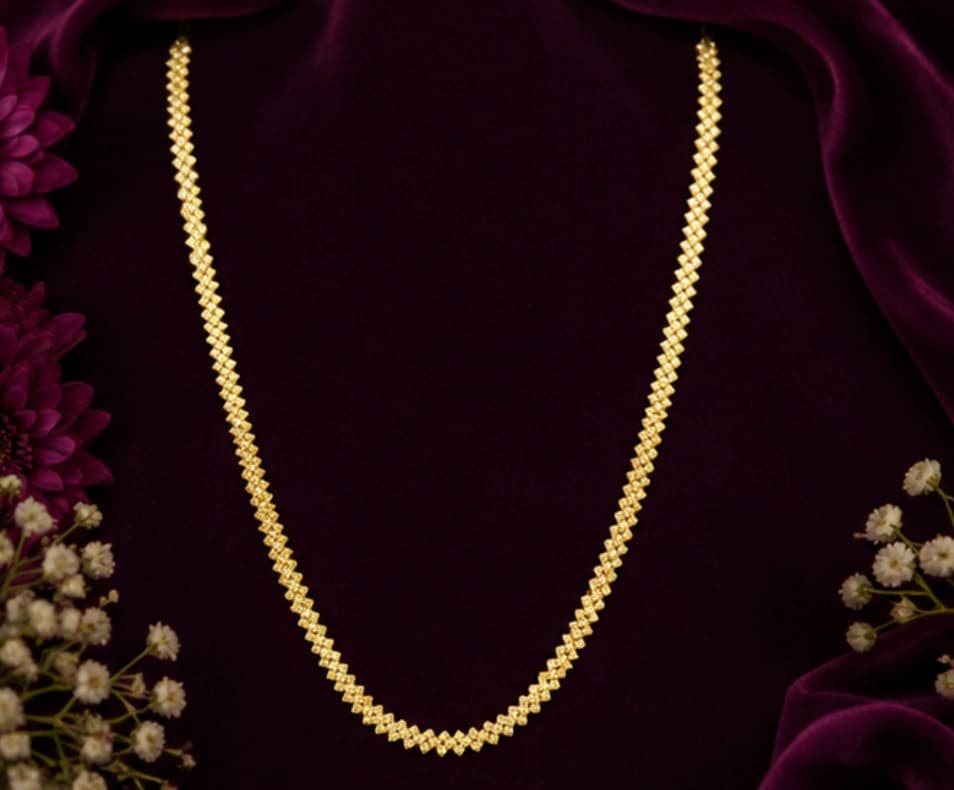 Elegant Golden Chain