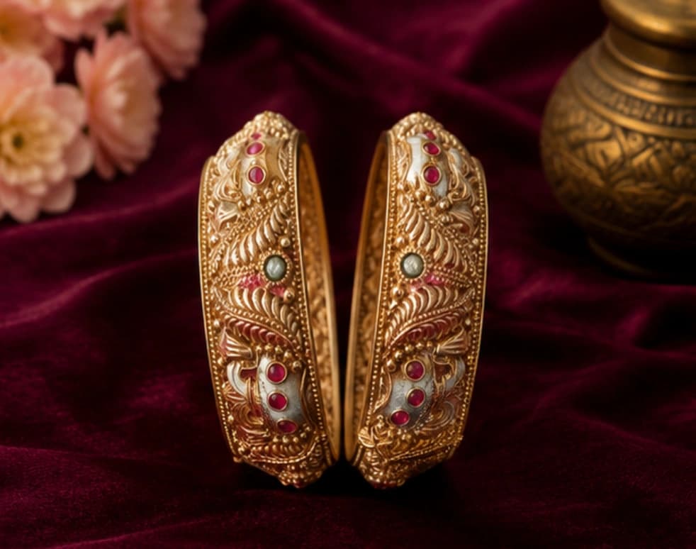 Elegant Rajwadi Designer Churi